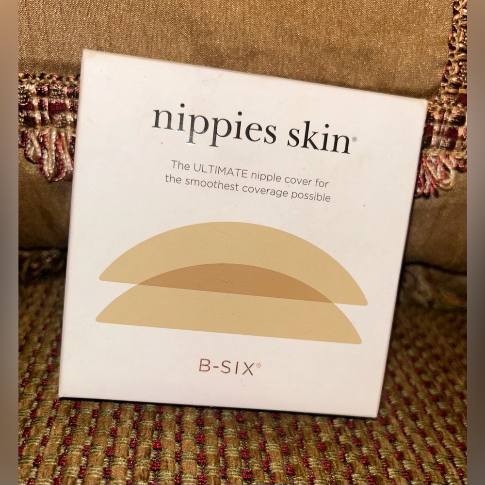 NIB B-Six Invisifeel Nippies Skin